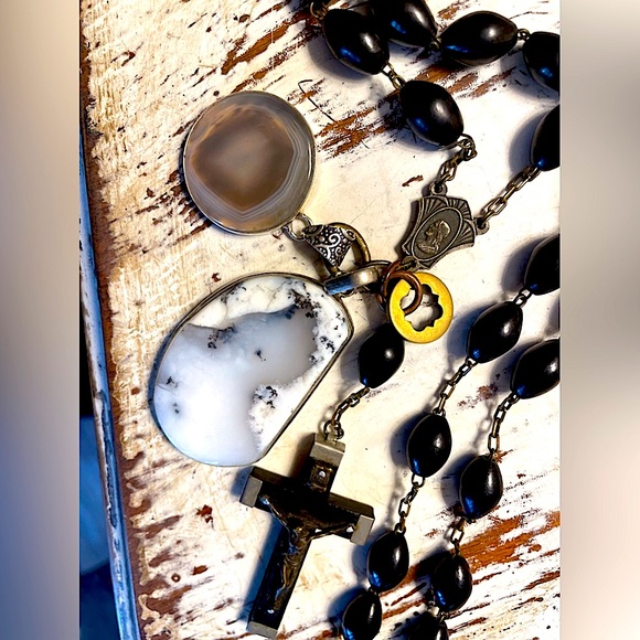 Vintage Black Bead Rosary with Precious Gemstone Fall Charms & 925 Bracelet - Picture 2 of 9